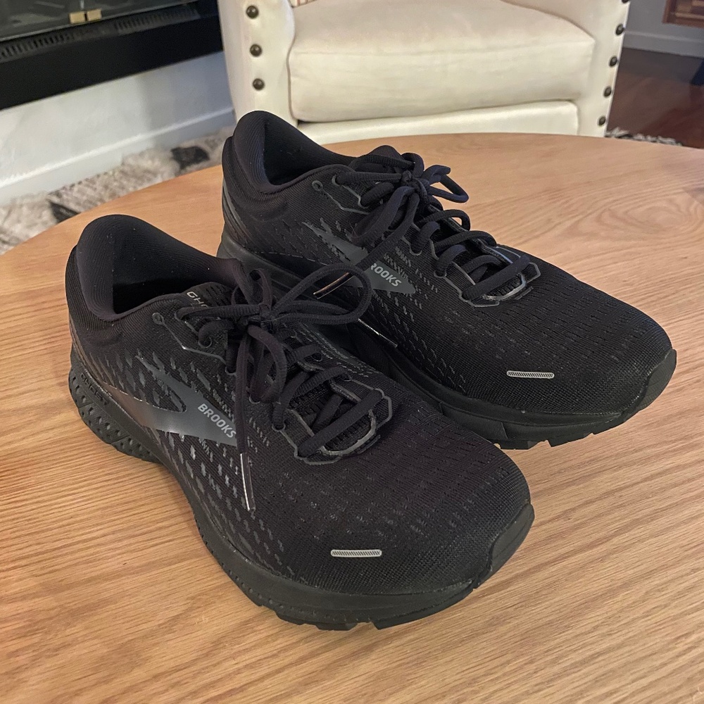 Brooks men’s shoes